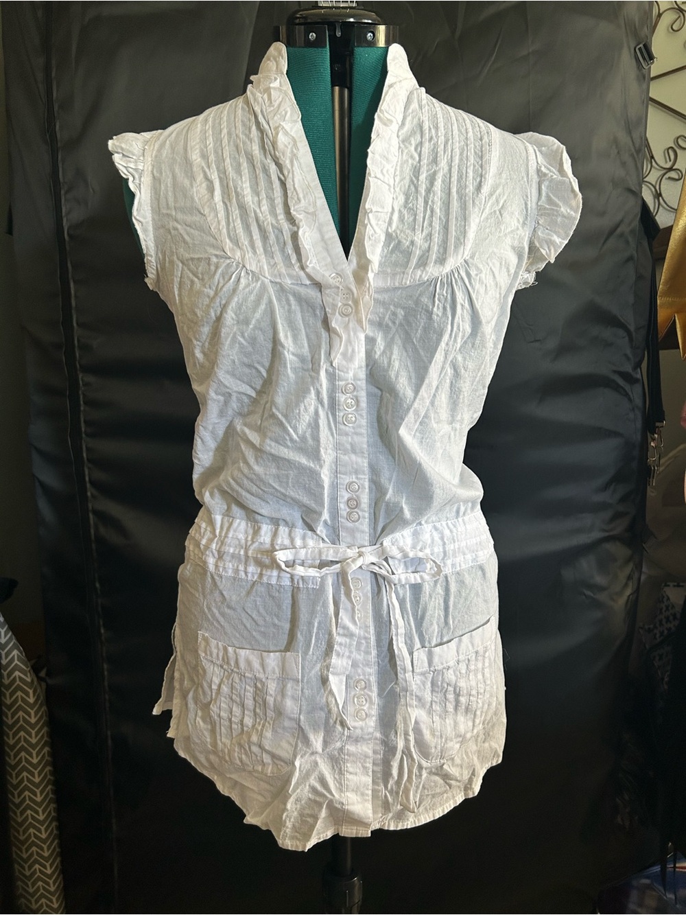Women's White Button-Front Short Sleeve Cover-Up Tunic with Waist Tie